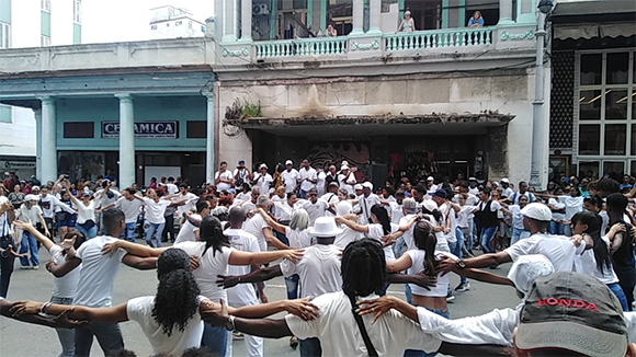 Cuba buscará récord Guinness con rueda de casino más grande del mundo